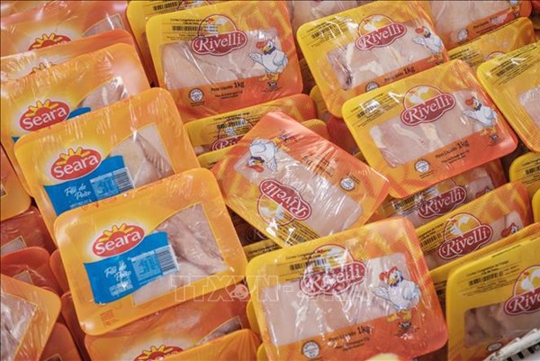 Trung Quốc dỡ bỏ lệnh cấm nhập khẩu thịt gà Brazil