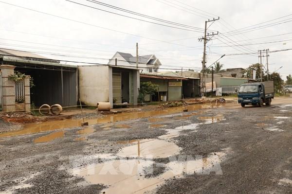 Những hình ảnh "nói hộ” nỗi khổ của dân vì đường ĐT753 chậm tiến độ