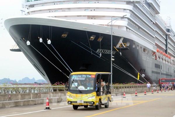 Cảng tàu khách quốc tế Hạ Long sẽ đón khoảng 32.000 lượt khách dịp cuối năm