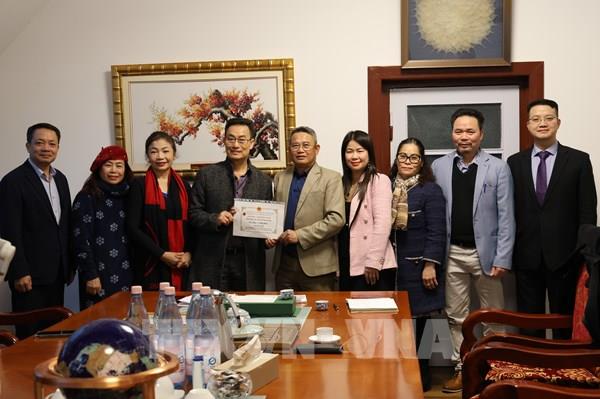 Cộng đồng người Việt tại Đức “chung tay, chung sức” với đồng bào bị lũ lụt