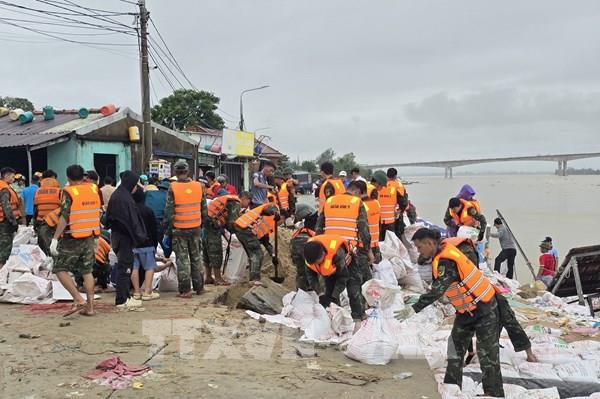 Sạt lở nghiêm trọng, Đà Nẵng công bố tình huống khẩn cấp về thiên tai