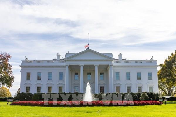 Nước Mỹ đối mặt với "di chứng" từ đợt đóng cửa chính phủ