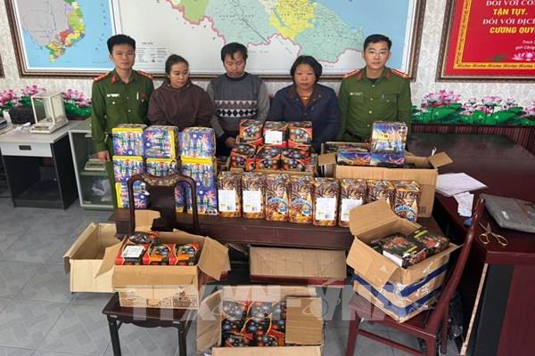 Hà Tĩnh bắt nhiều đối tượng trong đường dây buôn bán pháo nổ liên tỉnh
