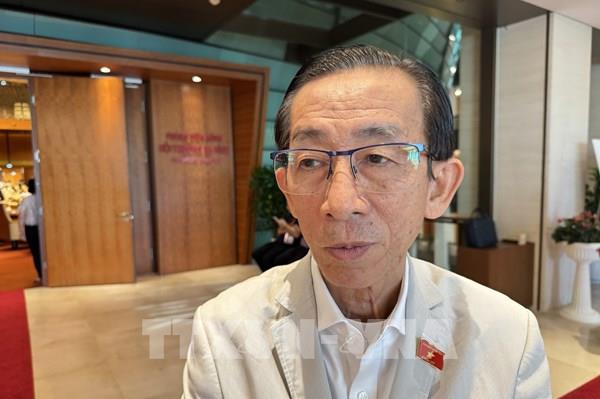 Cần đánh giá tổng thể chính sách tiền lương, chế độ phụ cấp đối với nhà giáo