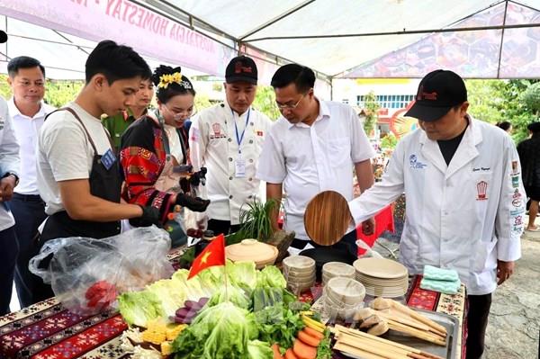 Ẩm thực Cao nguyên đá - Nét riêng níu lòng du khách