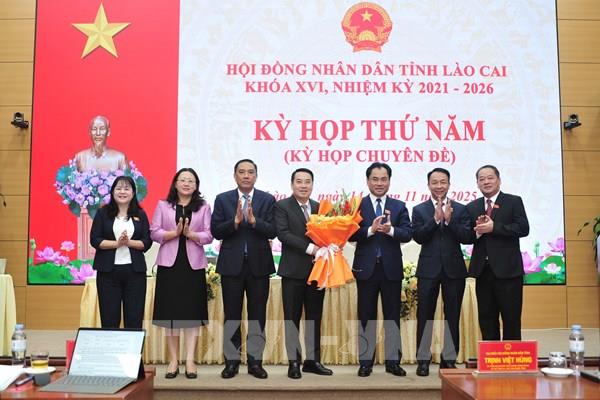 Ông Nguyễn Tuấn Anh được bầu giữ chức Chủ tịch UBND tỉnh Lào Cai
