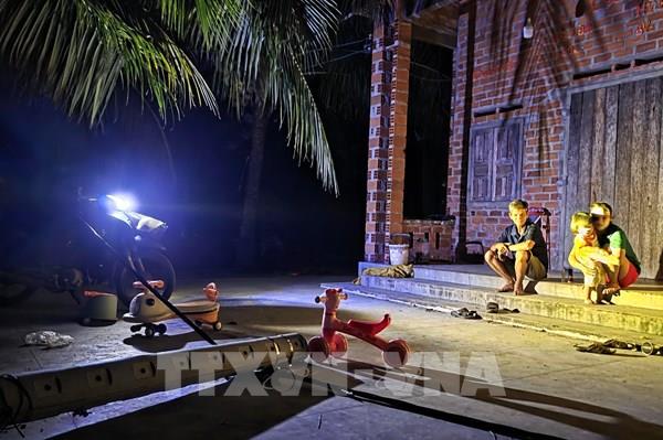 Đắk Lắk còn nhiều hộ dân vẫn mất điện do bão số 13 gây ra