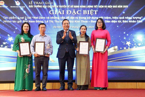 Trao Giải Báo chí tuyên truyền về sử dụng năng lượng tiết kiệm và hiệu quả năm 2025