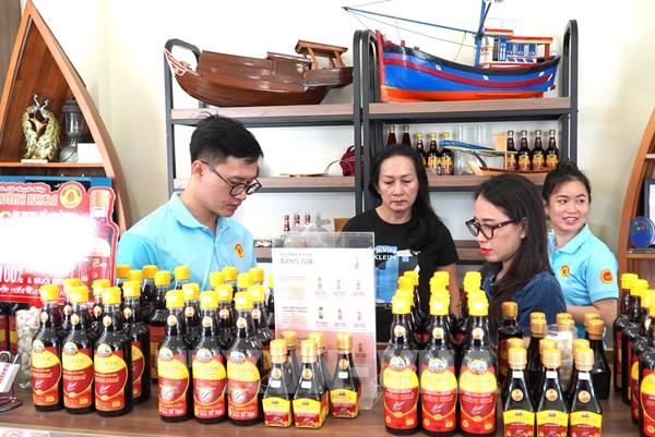 Giữ hồn biển cả, nâng tầm thương hiệu nước mắm Phú Quốc