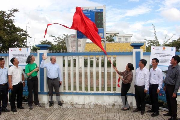Bàn giao hệ thống cảnh báo sớm và quản lý thiên tai tại Cần Thơ