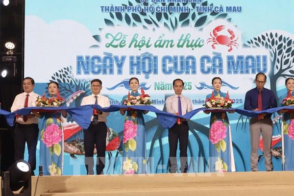 Khai mạc “Lễ hội Ẩm thực – Ngày hội Cua Cà Mau” tại TP. Hồ Chí Minh
