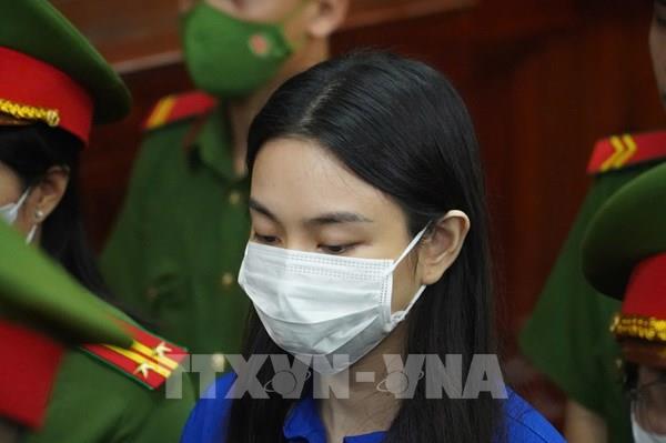 Hoa hậu Thùy Tiên, Quang Linh Vlogs, Hằng Du Mục nhận án 2 năm tù