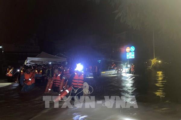 Tiếp tục có mưa lớn, lũ trên các sông đang lên ở Khánh Hòa