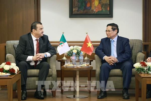 Thủ tướng thúc đẩy hợp tác chiến lược Việt Nam - Algeria