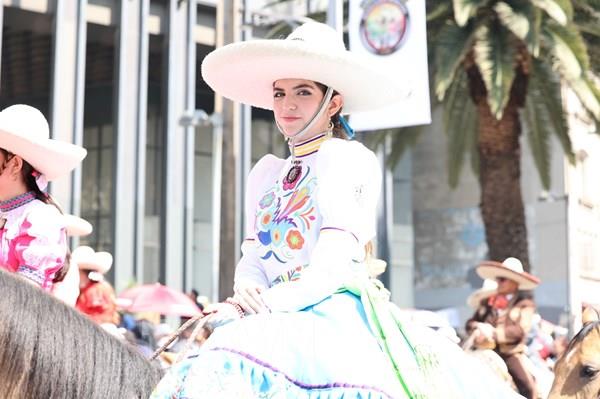 Hình ảnh Lễ Diễu hành kỷ niệm 115 năm Cách mạng Mexico