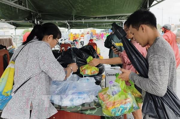 Xuất cấp 4.000 tấn gạo cứu trợ mưa lũ ở Gia Lai và Khánh Hòa