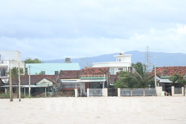 Dự báo thời tiết ngày 22/11: Miền Trung – Tây Nguyên vẫn ngập lụt kéo dài