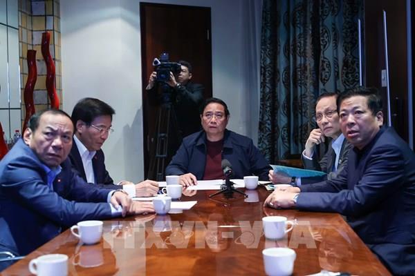 Thủ tướng Phạm Minh Chính họp khẩn trực tuyến từ Nam Phi về ứng phó lũ lụt ở miền Trung