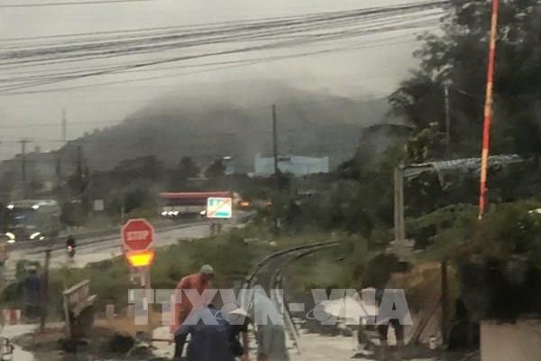 44 tàu khách ngừng chạy, 21.000 vé đã hoàn trả do mưa lũ ở Trung Bộ