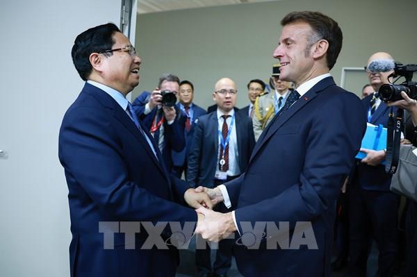 Thủ tướng Phạm Minh Chính gặp Tổng thống Pháp và Tổng Thư ký OECD bên lề G20