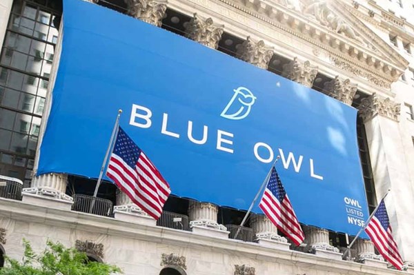 Blue Owl cân nhắc khôi phục kế hoạch sáp nhập hai quỹ tín dụng