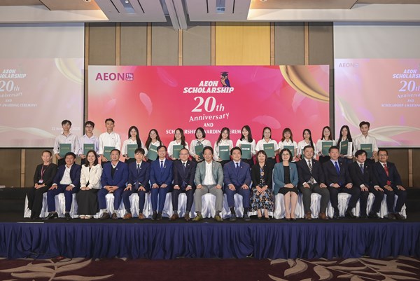 96 sinh viên Việt Nam được nhận học bổng từ Quỹ Câu lạc bộ AEON 1%