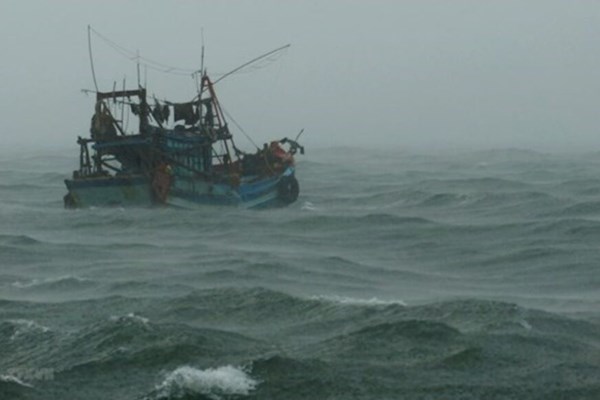 Áp thấp nhiệt đới di chuyển nhanh hơn hướng vào khu vực Biển Đông