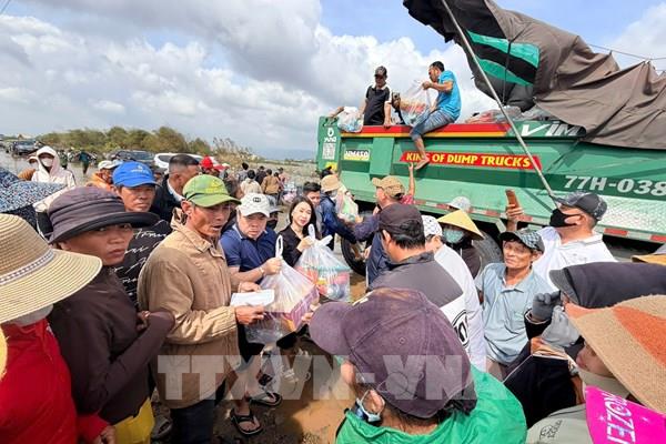 Gia Lai chung tay hỗ trợ người dân ổn định cuộc sống sau lũ