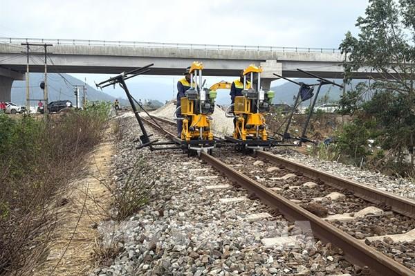 Khánh Hòa dự kiến đêm nay sẽ khôi phục đường sắt Bắc- Nam