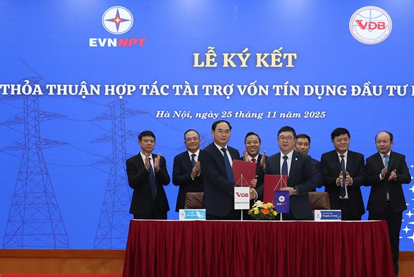 VDB tài trợ vốn tín dụng 105 nghìn tỷ đồng cho EVNNPT