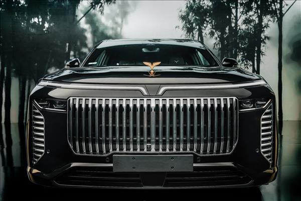 Giải mã chất Việt trên Lạc Hồng 900 LX