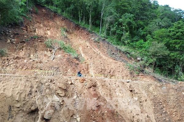 Khánh Hòa cấm biển ứng phó với bão số 15