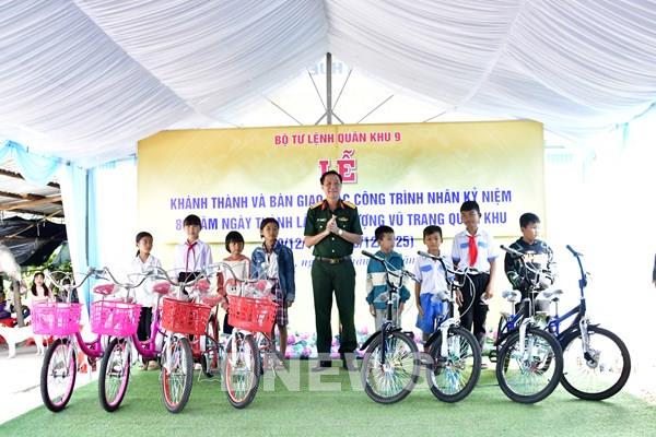 Mang mùa an yên đến vùng sâu, vùng xa