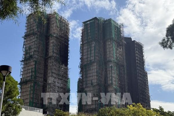 Vụ cháy chung cư ở Hong Kong (Trung Quốc): Tình người trong hoạn nạn