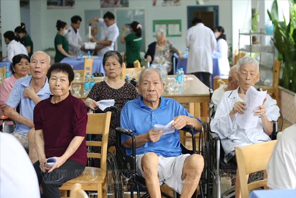Khoảng trống lớn cho bất động sản chăm sóc người cao tuổi tại Việt Nam