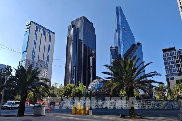 OECD hạ dự báo tăng trưởng kinh tế Mexico giai đoạn 2025-2026