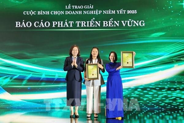 Doanh nghiệp niêm yết Việt bứt tốc chuẩn hóa quản trị
