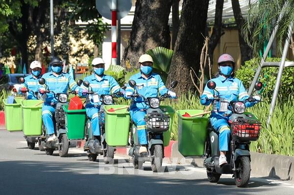 Làm mới không gian hồ Hoàn Kiếm: Khi Hà Nội sáng tạo để xanh - sạch - đẹp