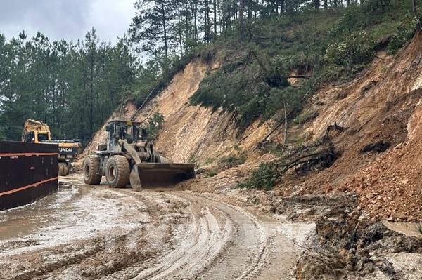 Sẵn sàng ứng phó với mưa lũ tại khu vực có nguy cơ bị chia cắt