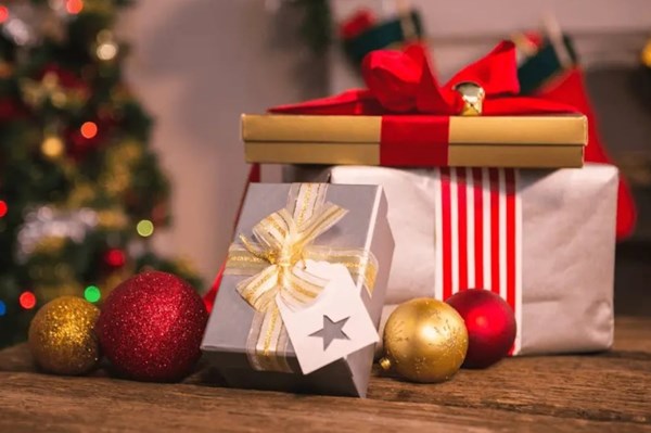 12 gợi ý quà tặng Noel tinh tế cho bạn bè và đồng nghiệp 