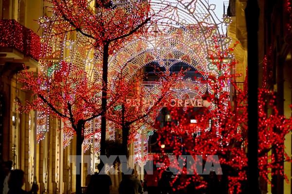 Không khí chuẩn bị đón Giáng sinh rộn ràng tại nhiều quốc gia trên thế giới