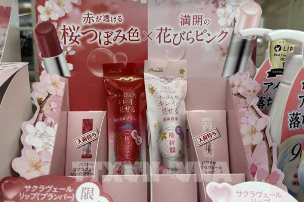 Ra mắt mẫu son thần tài đón năm mới được thỉnh phước tại chùa 