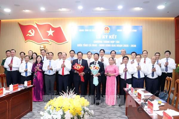 Cà Mau và Ninh Bình cùng hợp tác để bứt phá trong kỷ nguyên mới