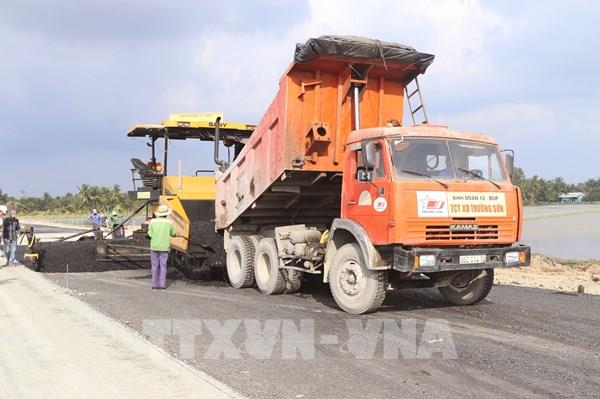 Cận cảnh cao tốc Cần Thơ – Cà Mau: Tăng tốc từng ngày để kịp hẹn về đích