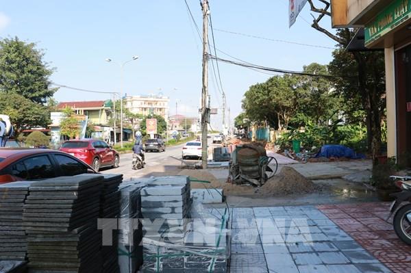Quảng Trị: Vỉa hè Hùng Vương dang dở, đời sống người dân đảo lộn