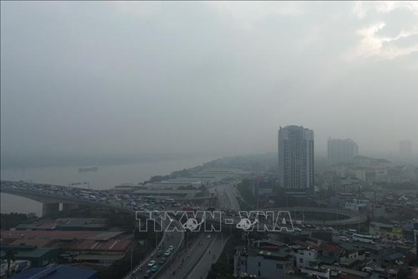 Hà Nội ô nhiễm nghiêm trọng, chỉ số AQI đồng loạt ở mức báo động tím