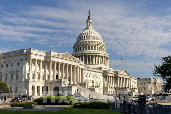 Hạ viện Mỹ thông qua dự luật chính sách quốc phòng quy mô lớn