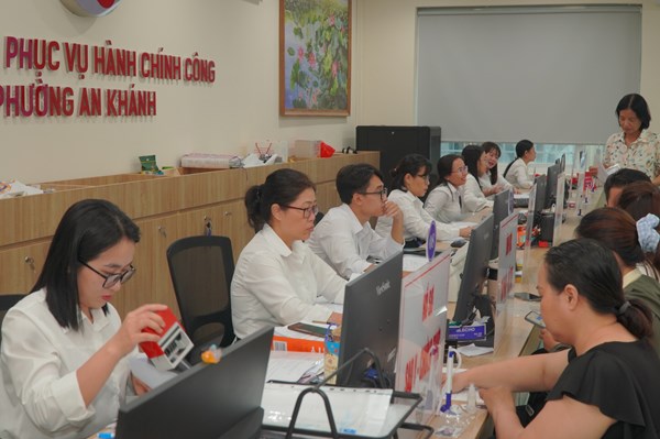 Kinh tế TP. Hồ Chí Minh sau "cú huých" từ chính quyền 2 cấp  - Bài 2: “Chìa khoá” khai thông nguồn lực đầu tư phát triển