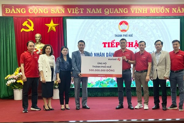 Vietlot ủng hộ 5 tỉnh thành phố miền Trung khắc phục hậu quả lũ lụt