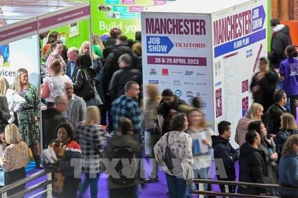 Kinh tế Anh bất ngờ suy giảm, củng cố kỳ vọng BoE hạ lãi suất